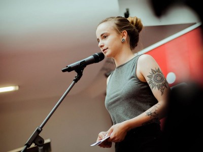 Wortlust Poetry Slam mit Anna Lysiert - Foto by Anna-Lisa Konrad